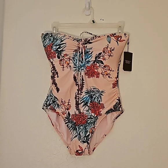 Tommy Hilfiger One-piece Floral Swimsuit - Picture 2 of 16